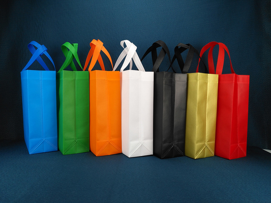 Feito sob encomenda reciclado imprimiu o saco de mantimento biodegradável não tecido do totalizador do preço do saco de compras com os sacos não tecidos cortados dos pp do punho