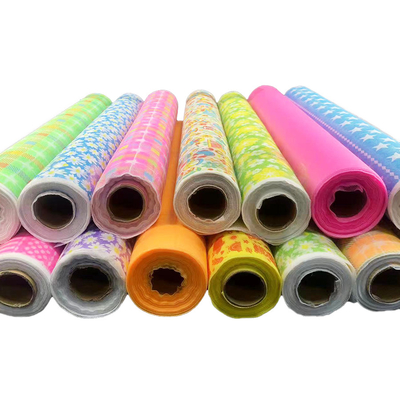 Toalha de mesa na matéria prima descartável biodegradável das folhas de cama da tela não tecida de Rolls Pp