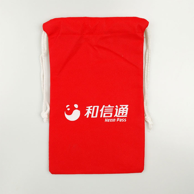O saco de cordão 60Gsm vermelho do polipropileno da transferência térmica 20*41cm